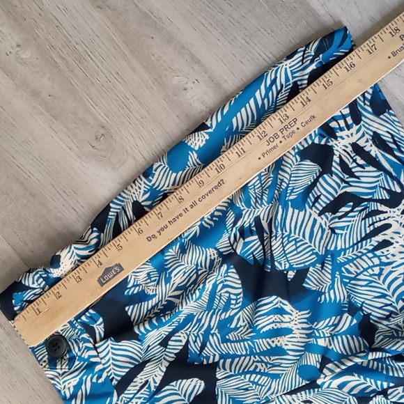 COPY - Robert Louis Palm leaf Shorts size XL - Picture 5 of 10